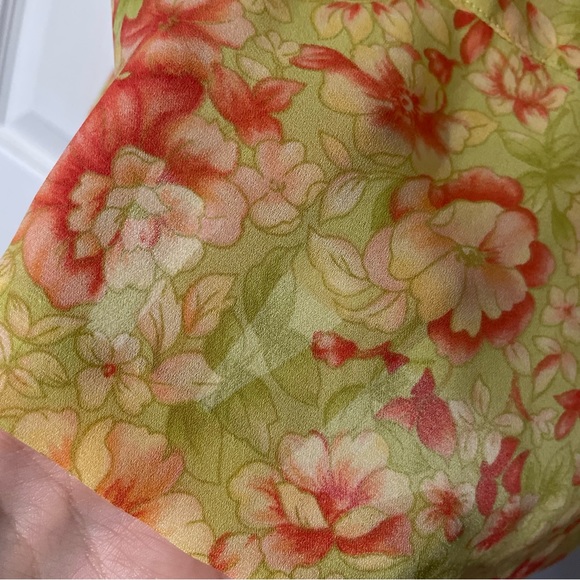 EUC Norton McNaughton floral button down - Picture 3 of 5